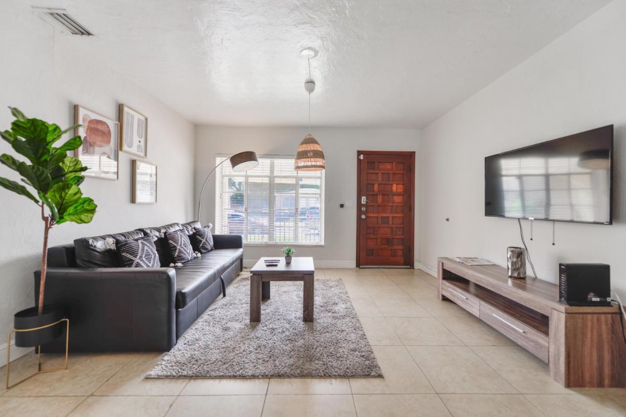 Amazing 3Br House 5 Minutes From Marlins Park Villa Miami Exteriör bild